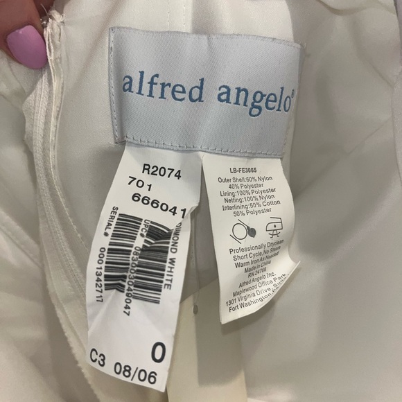 Alfred Angelo White Satin Crepe Dress - Picture 8 of 9